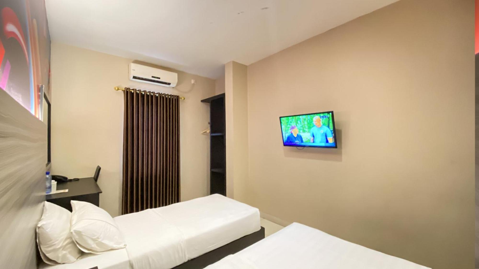 Os Hotel Batu Aji Batam Esterno foto